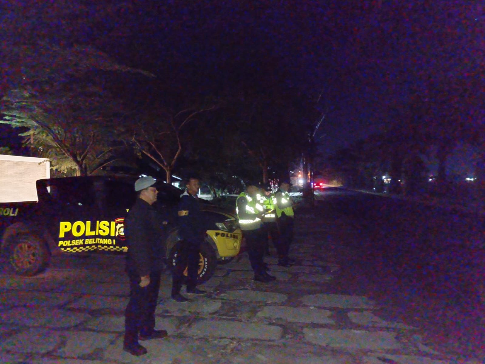 Gelar Patroli KRYD Tengah Malam, Polsek Belitang I Amankan Jalur Lintas Belitang dari Aksi Balap Liar dan 3C