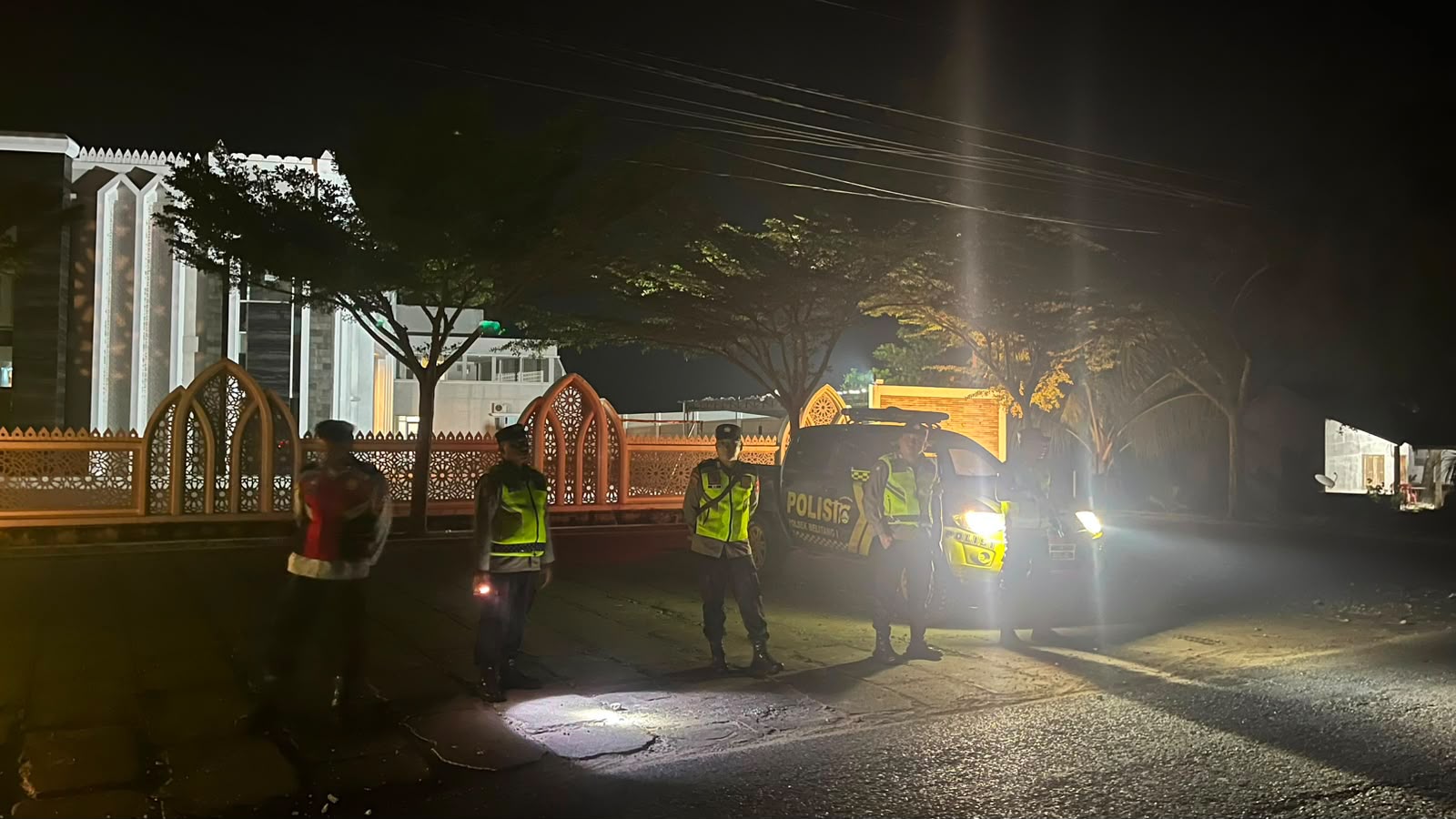 Kehadiran Personel Polsek Belitang I di Lapangan Sukses Cegah Gangguan Kamtibmas dan Aksi Kriminalitas