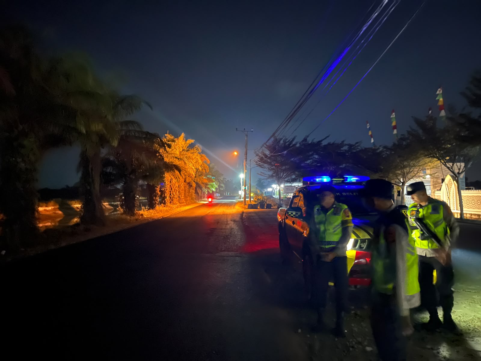 Cegah Kejahatan Malam Hari, Polsek Belitang I Gelar Patroli KRYD Sasar Daerah Rawan di 4 Desa
