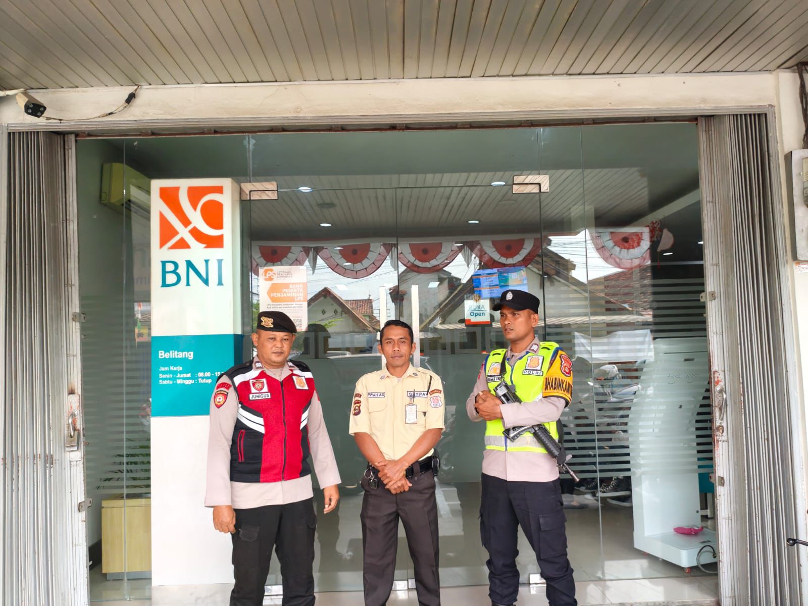 Pastikan Transaksi Keuangan Aman, Polsek Belitang I Intensifkan Patroli Objek Vital di Bank BNI