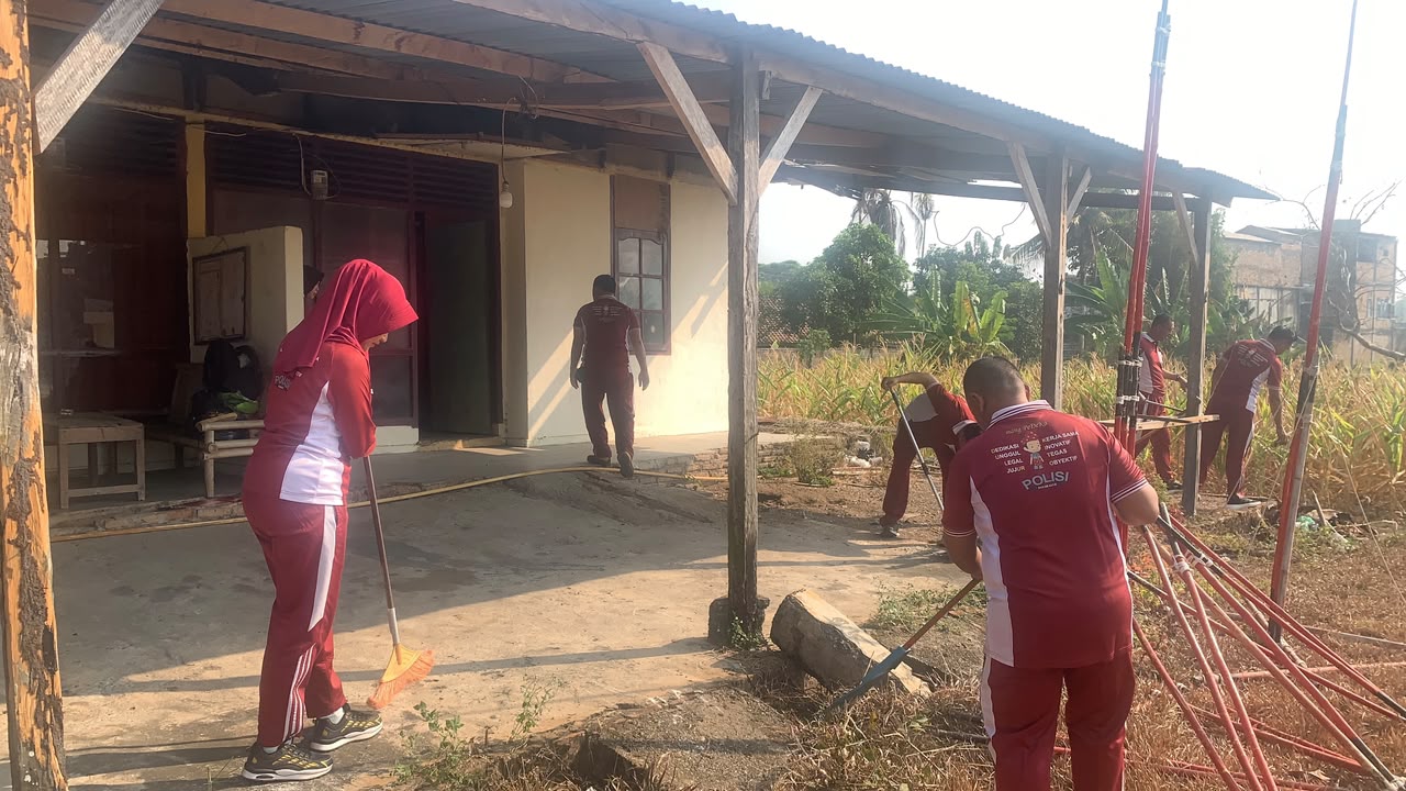Tingkatkan Kedisiplinan dan Kenyamanan Pelayanan, Polsek Belitang I Gelar Kurve Serentak di Lingkungan Asrama