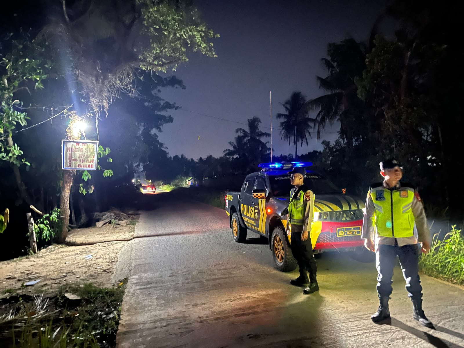 Jaga Kondusivitas Malam Hari, Polsek Belitang I Gelar KRYD dan Patroli Antisipasi 3C di Jalur Rawan
