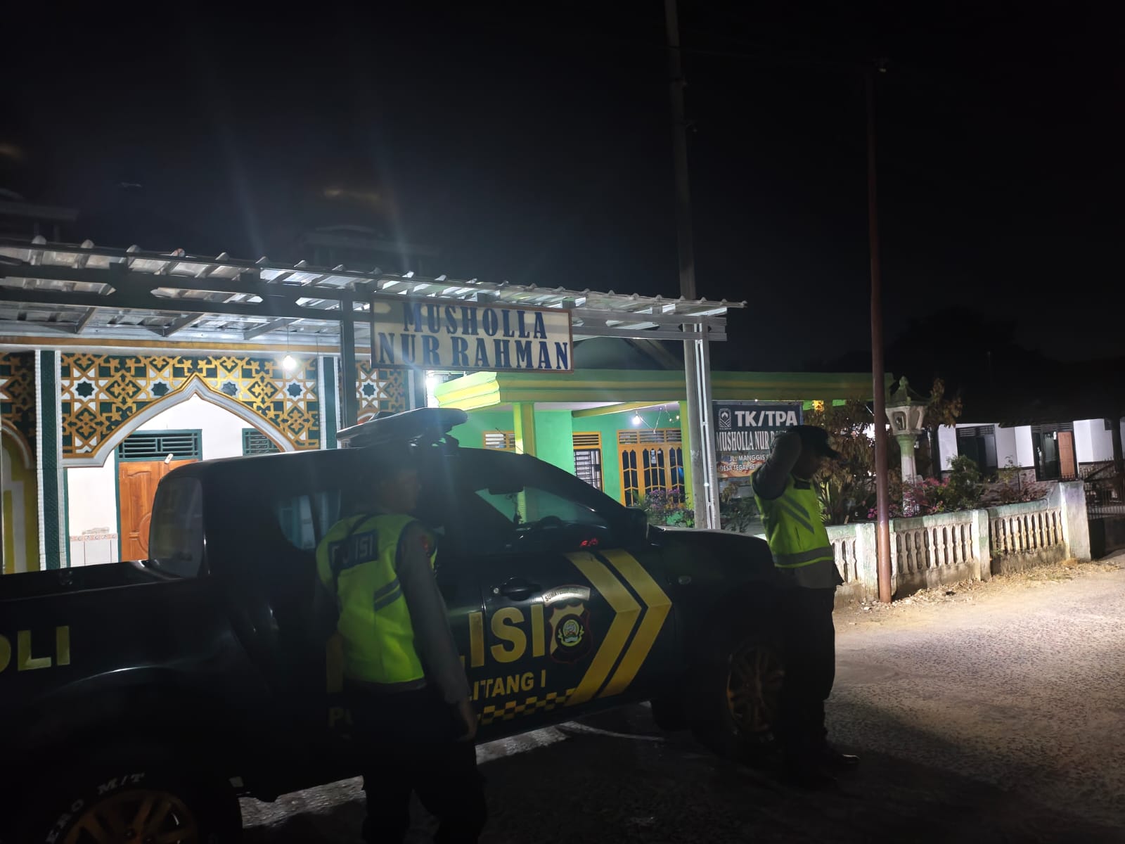 Jaga Keheningan Malam, Polsek Belitang I Gelar Patroli KRYD Hingga Menyasar Tiga Desa
